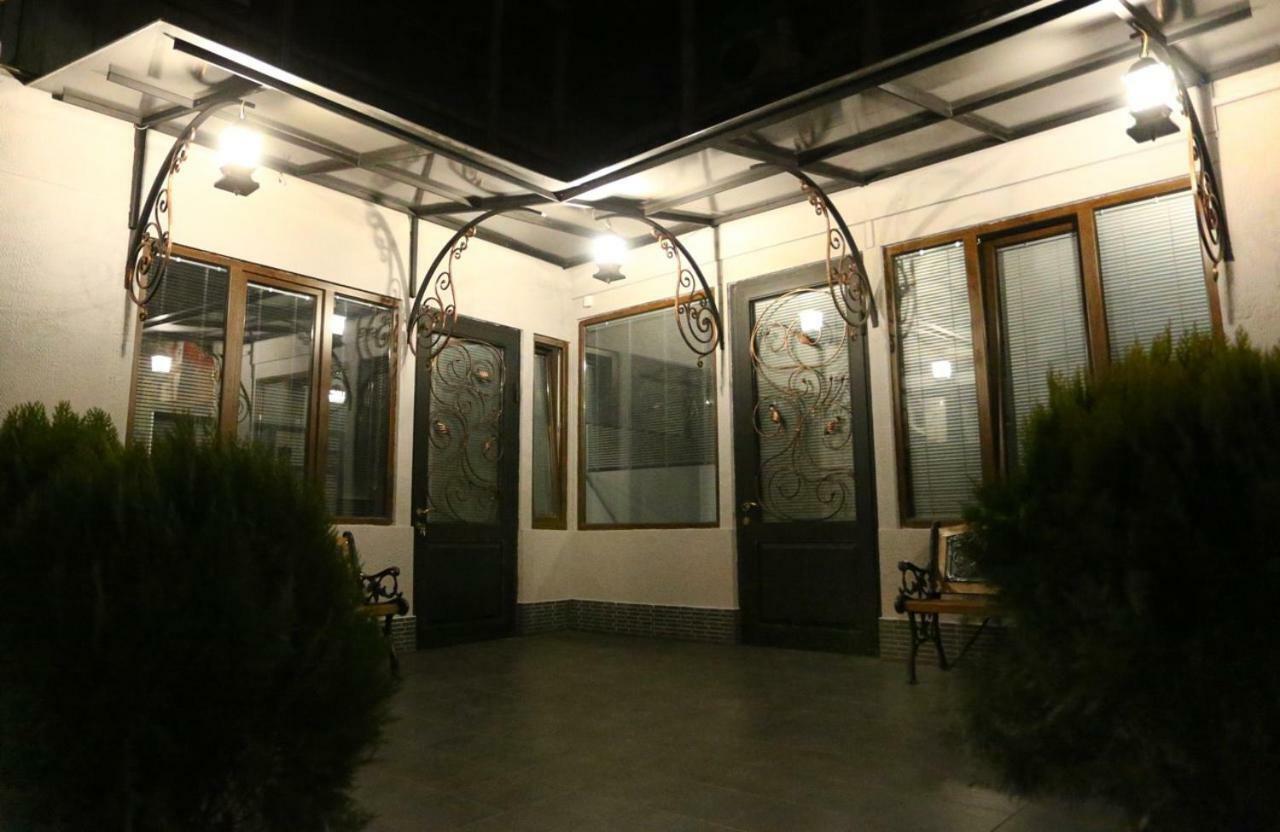 Appartamento Old Corner Tbilisi Esterno foto